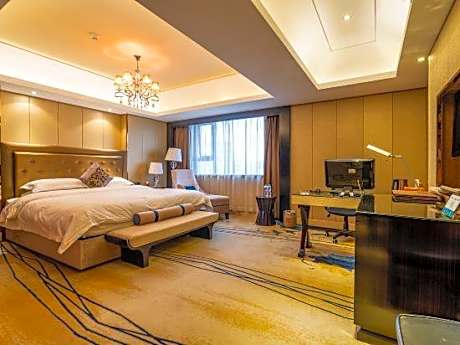 Zhoukou Hotel (Zhoukou Wanshunda Department Store)