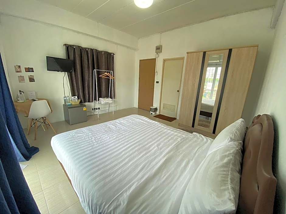 Grand Bangsaen Hotel