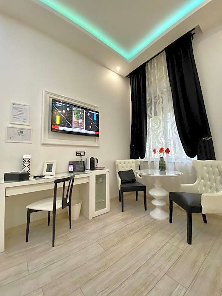 Escape Luxury Suite - CA Domus Collection