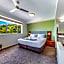 Airlie Summit Apartments