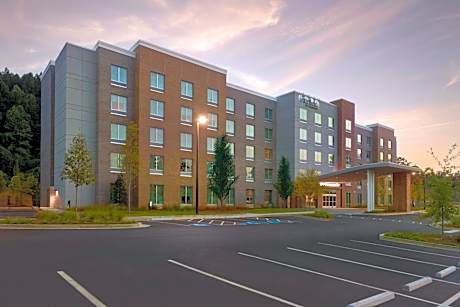 Fairfield by Marriott Inn & Suites Alpharetta Avalon Area