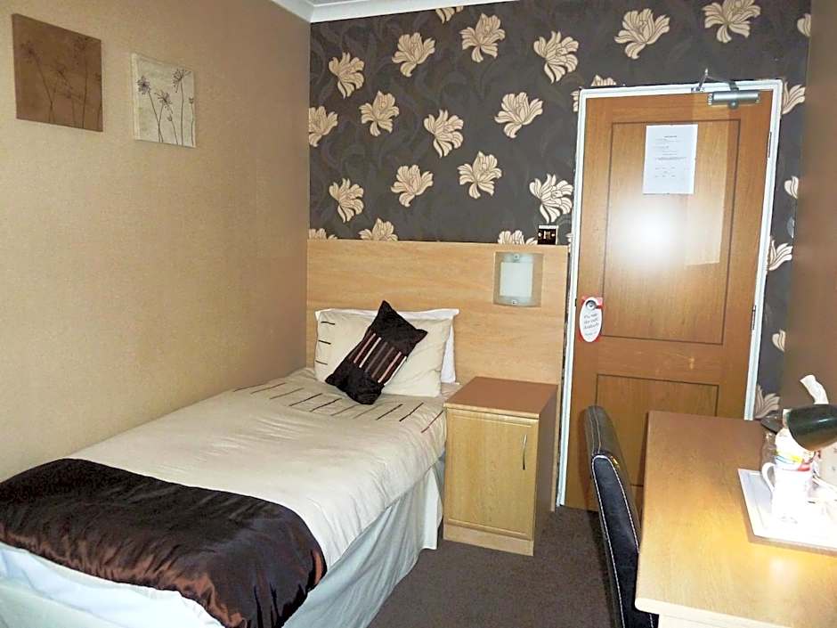 Trivelles Park Hotel