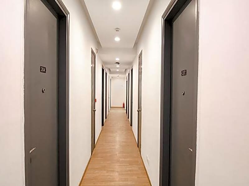 Elite 46 by Fabhotel – Gurgaon, NY