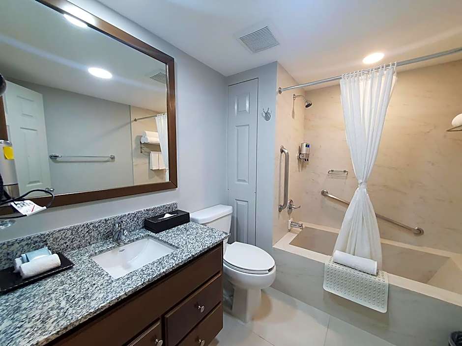 Paradise Village Beach Resort