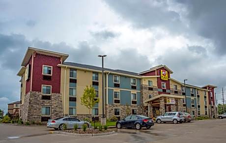 My Place Hotel-Davenport/Quad Cities, IA