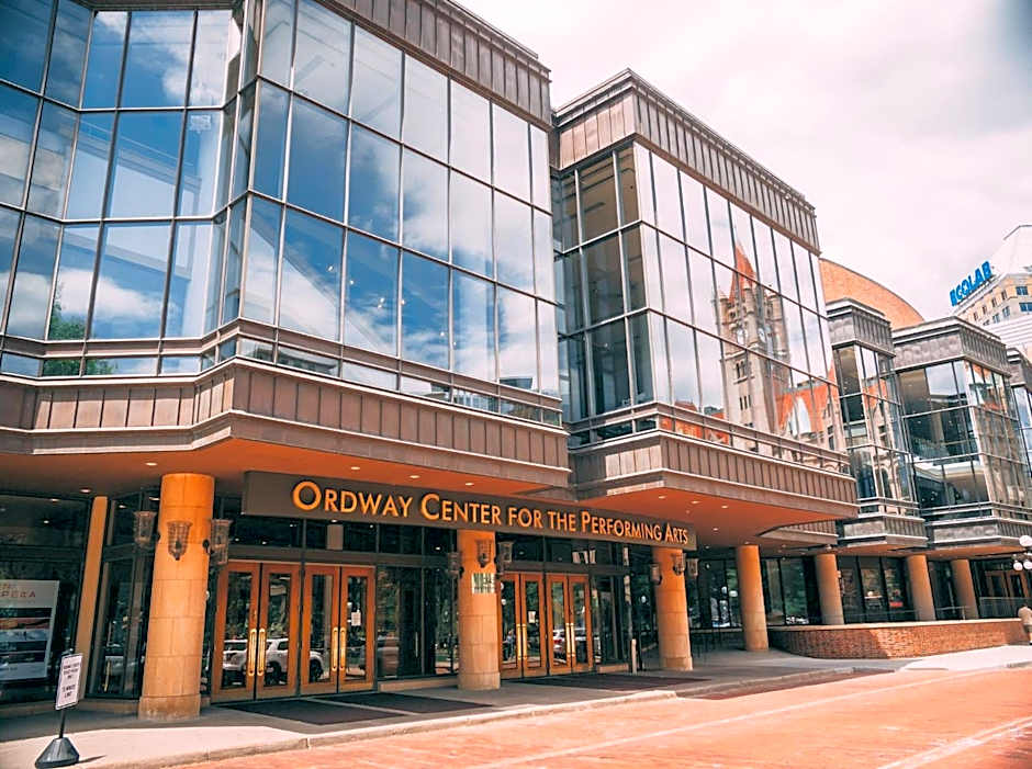 Holiday Inn St. Paul Downtown By IHG