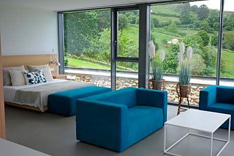 Suite with River View