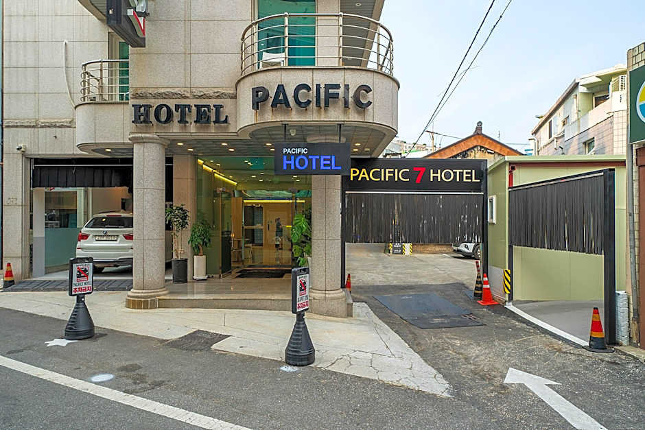 Pacific7 Hotel