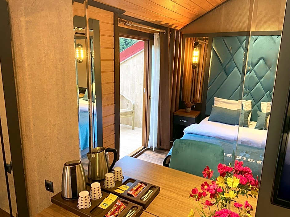 Inanlar Garden Hotel & Bungalow