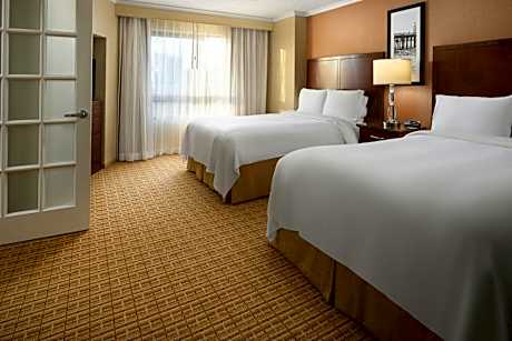 One-Bedroom Suite with Two Double Beds and Sofa Bed with Balcony