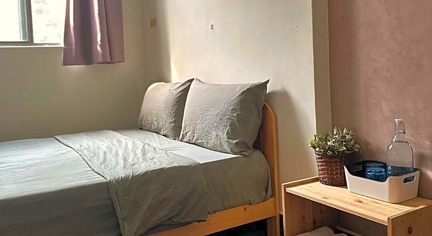 Dulan The Travel Bug Bistro Inn