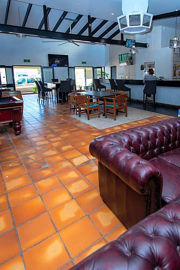 Longreach Most Central Motel