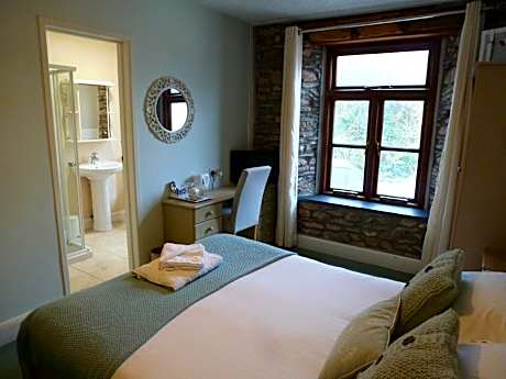 Triple Room with Shower