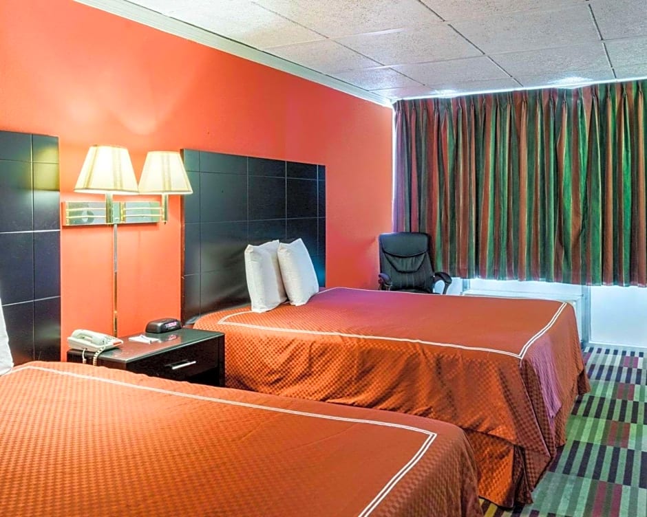Rodeway Inn Newark