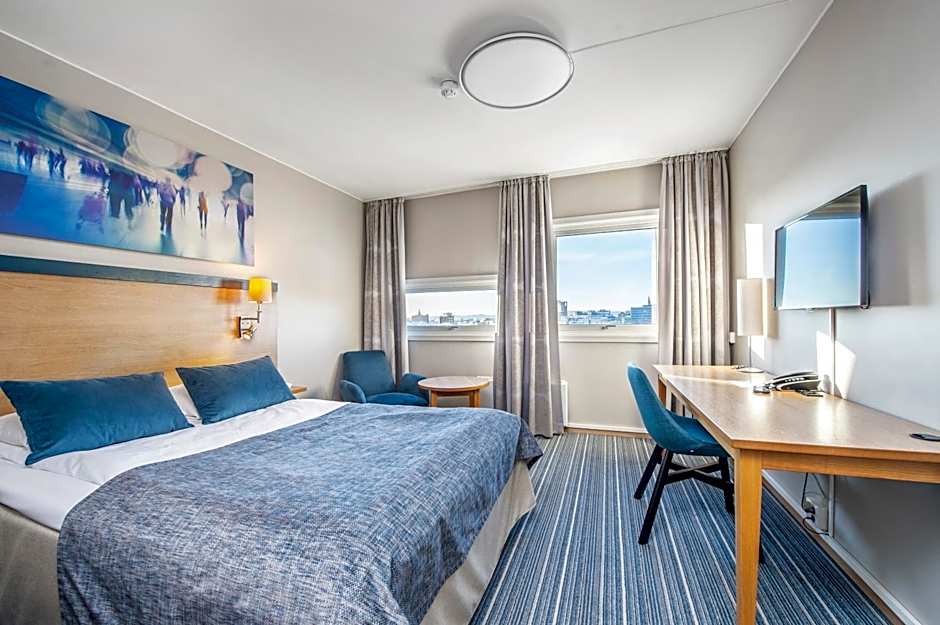 Photo 1 of 6 of Small Double Room (55 in bed)