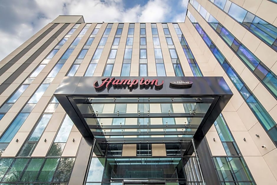 Hampton Inn By Hilton Warszawa