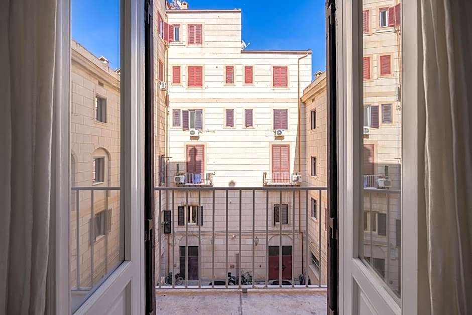 Little House Mavi by DomuSicily