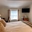 The Raincliffe Hotel