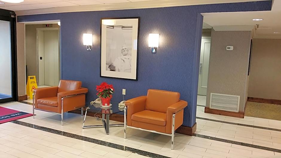 Wingate by Wyndham Springfield