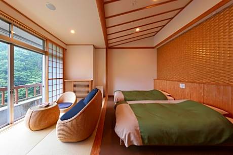 Superior Twin Room with Shower