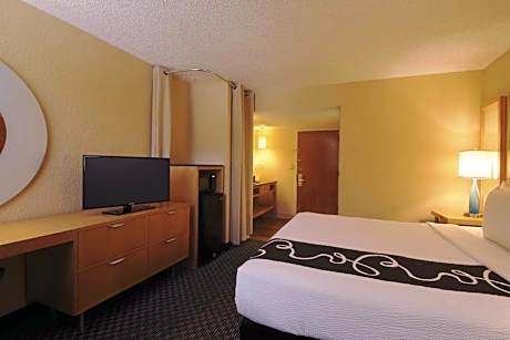 King Room - Non-Smoking