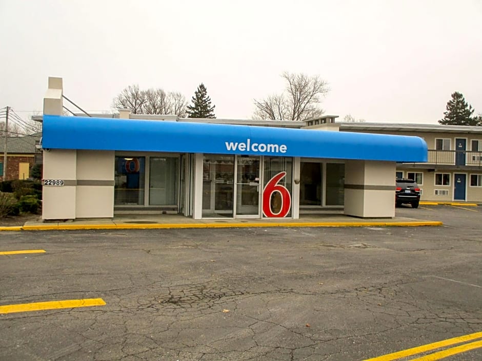 Motel 6-North Olmsted, OH - Cleveland