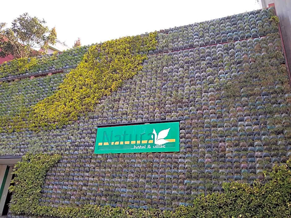 Hotel y Villas Natura