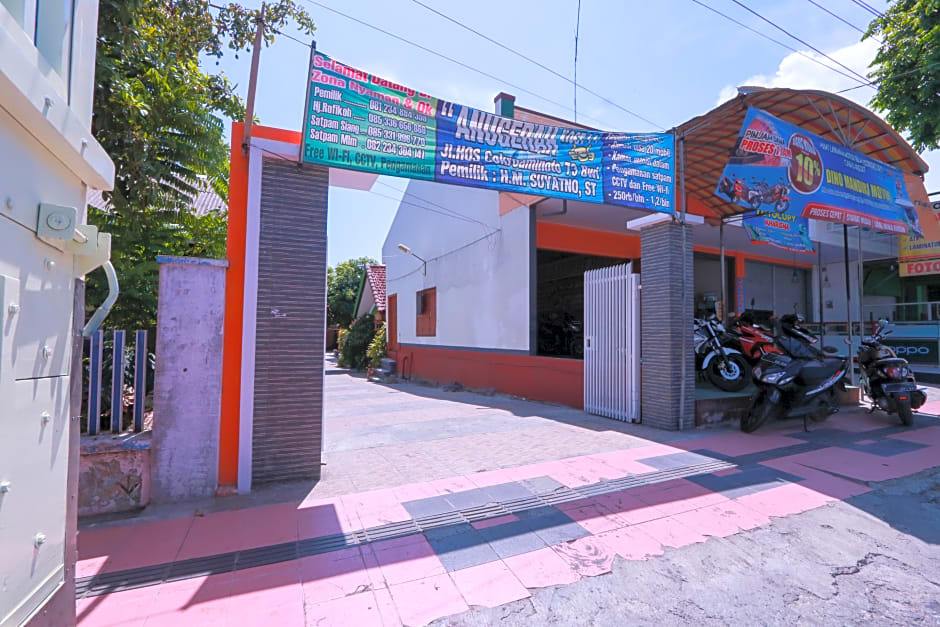 Spot On 2117 Anugerah Family Residence