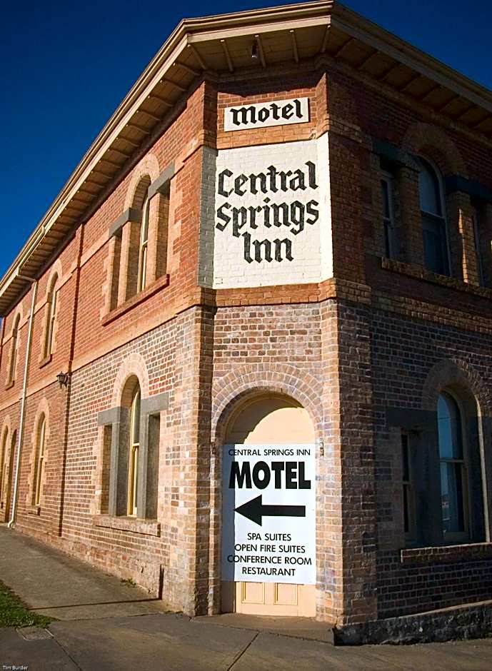 Central Springs Inn