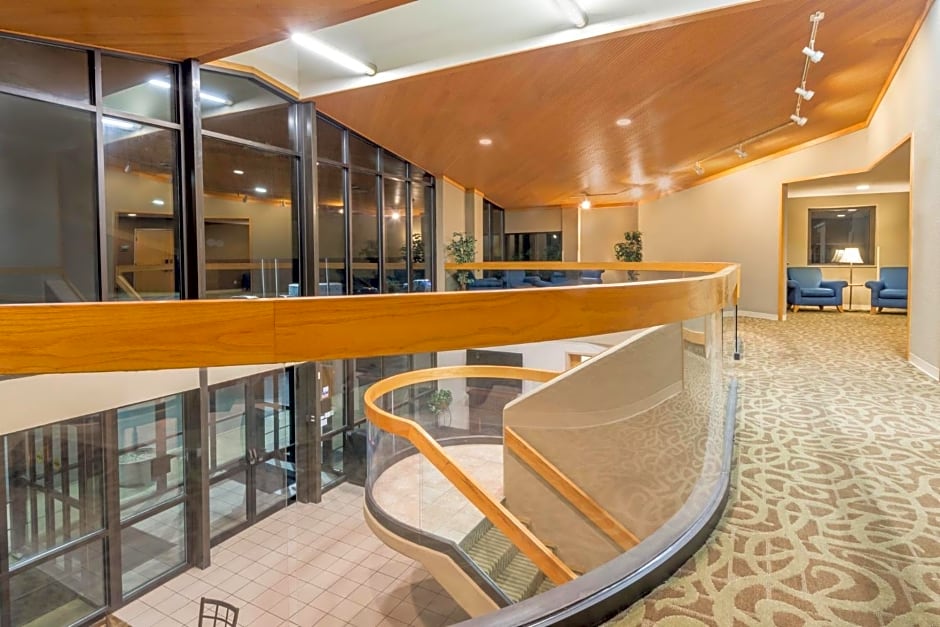 Ramada by Wyndham Columbus North