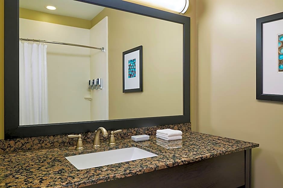 Four Points by Sheraton Williston