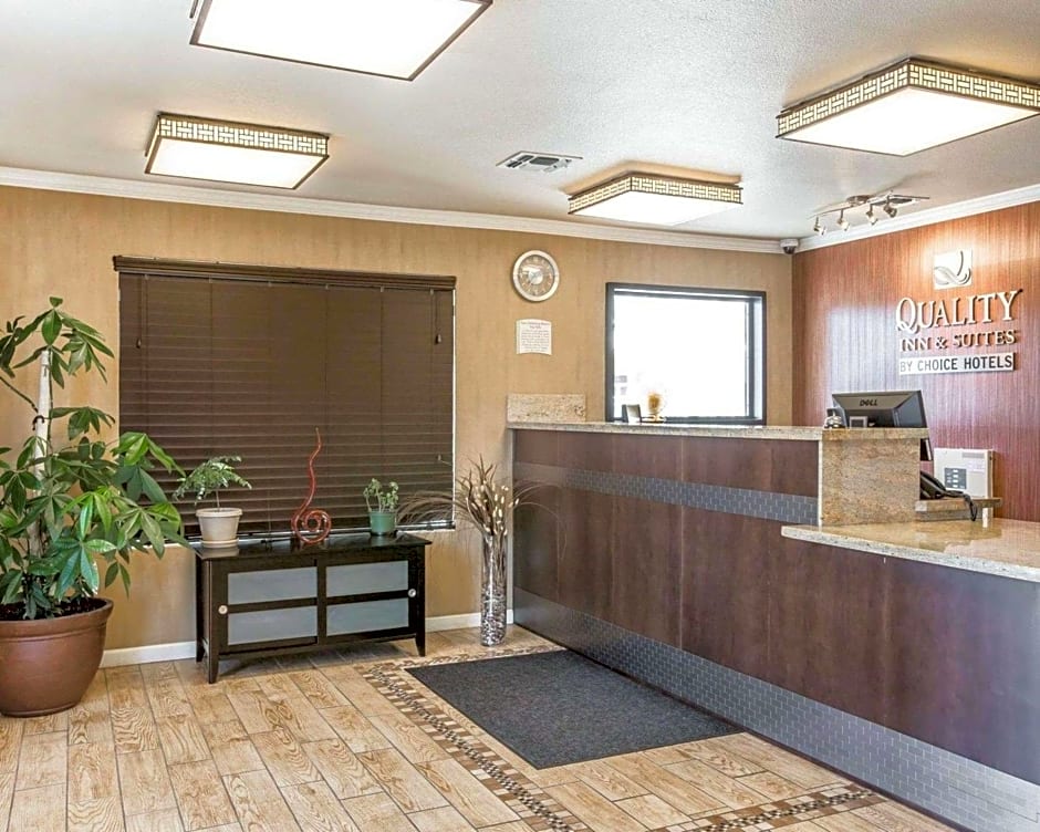 Quality Inn & Suites Woodland- Sacramento Airport
