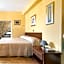 Hotel Peristil