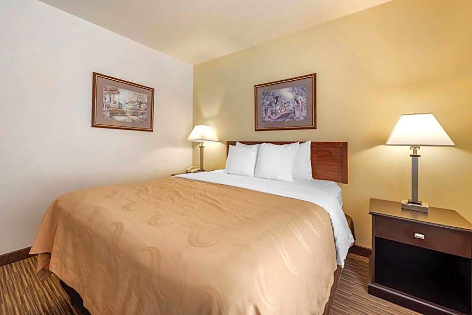 Quality Inn & Suites Limon