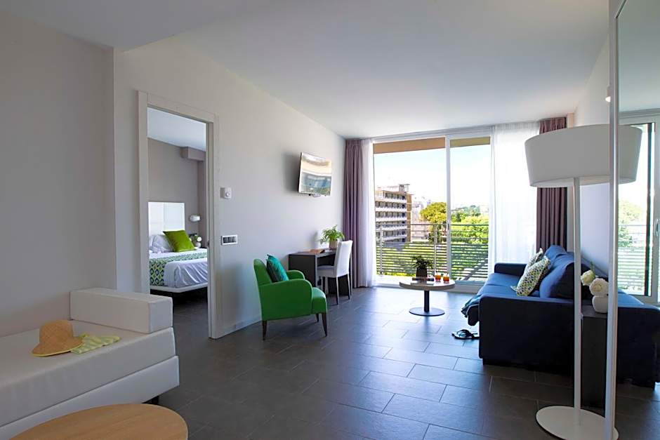 Photo 1 of 6 of Family Suite