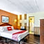 OYO Hotel Downtown Peoria IL I-74