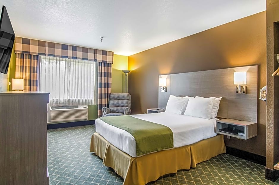 Guesthouse Inn & Suites Poulsbo