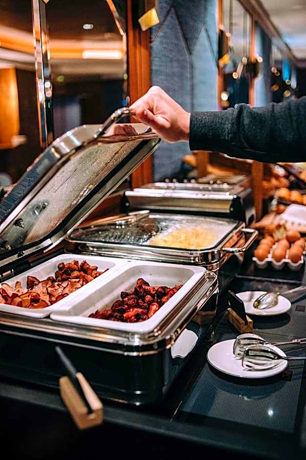 Hôtel Eiffel Blomet