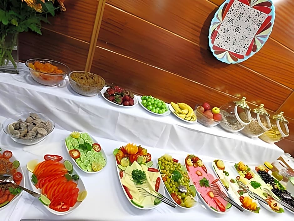 Golden Rain Hotel Old City