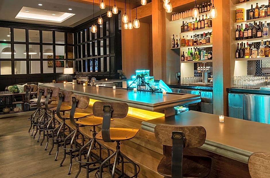 Hotel Indigo Savannah Historic District By IHG