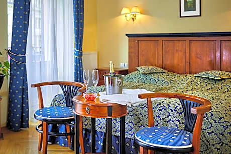 Deluxe Double Room with Balcony