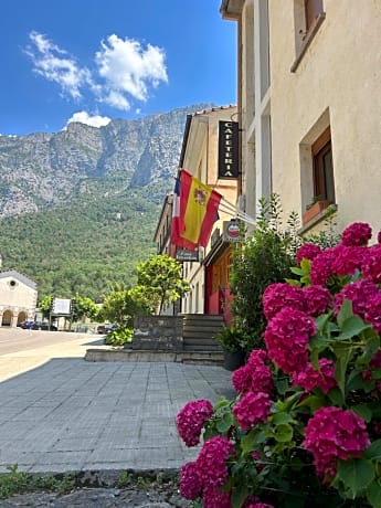 Hotel-Restaurante Badain
