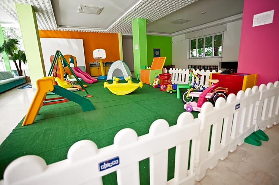 Hotel Holiday Park