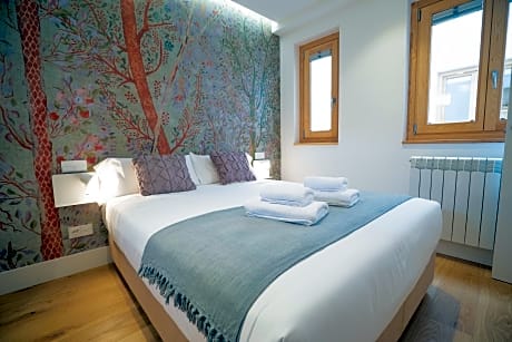 two bedrooms two bathrooms capacity 6