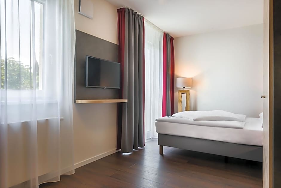 Signature East Hotel Apartment