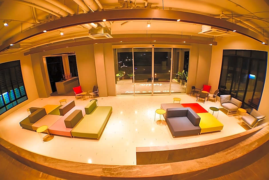 Comet Hotel Surat Thani