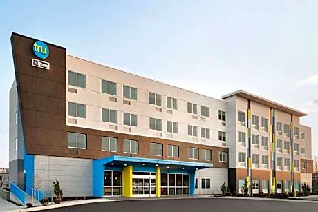 Tru by Hilton York PA