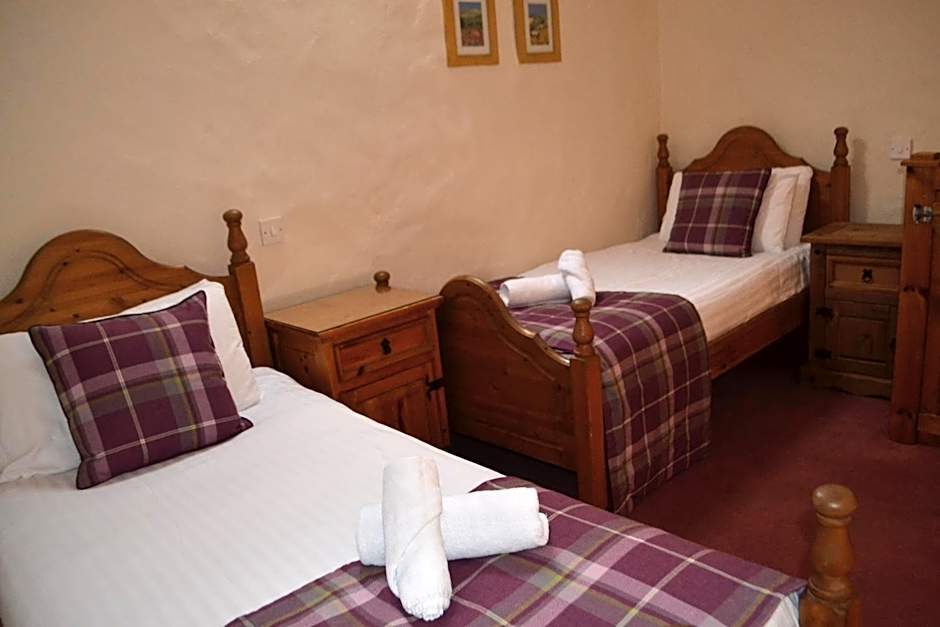 Walsh's Hotel and Apartments