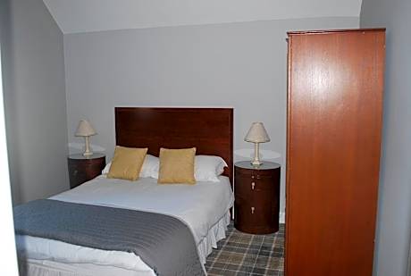 Standard Family of 3 Room