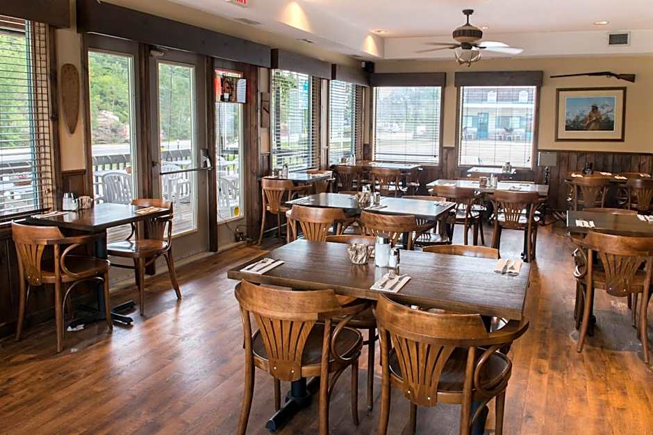 Trapper's Choice Inn & Restaurant